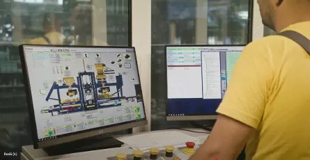 Angajam Operator masina productie pavaje