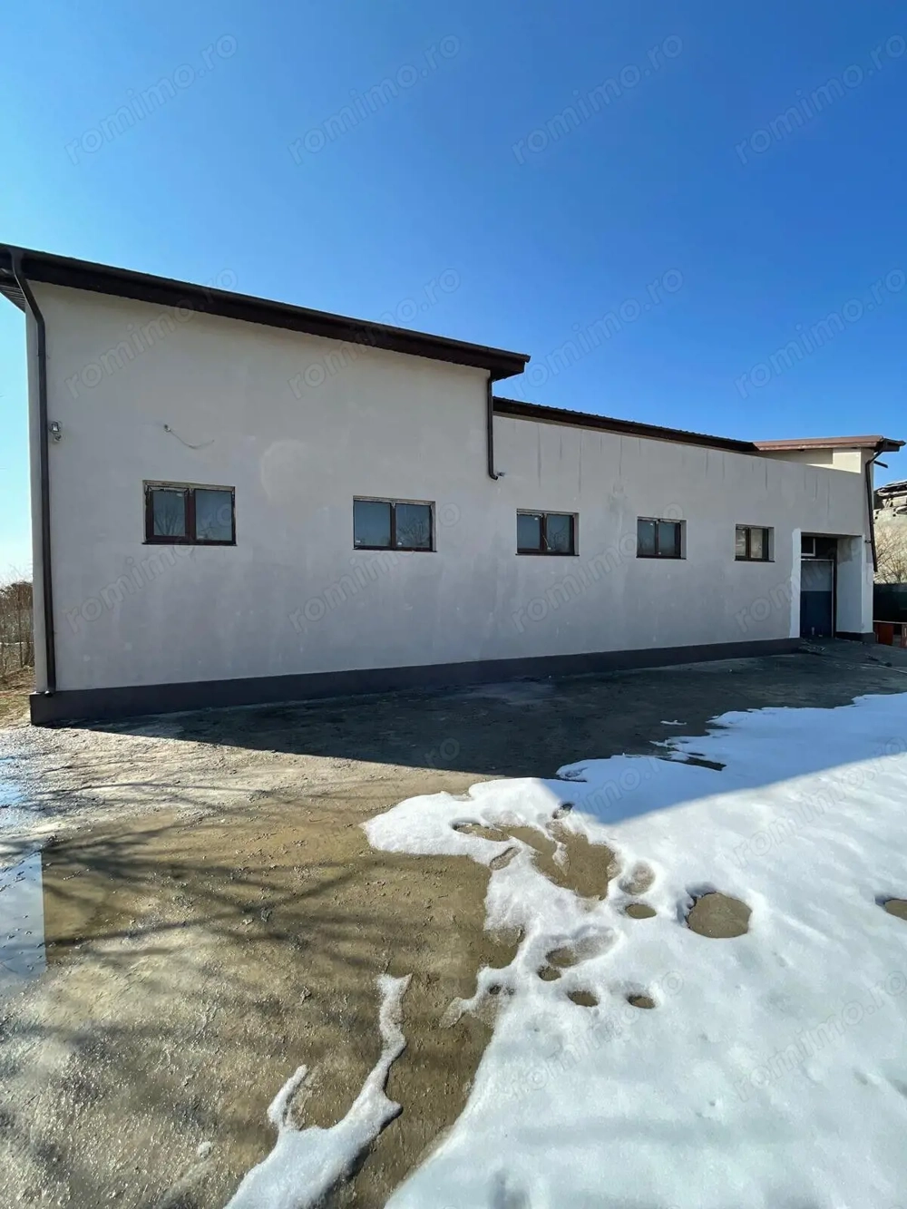 Spatiu industrial si birouri 600 mp P+1 DN 4 - A0 zona Frumusani