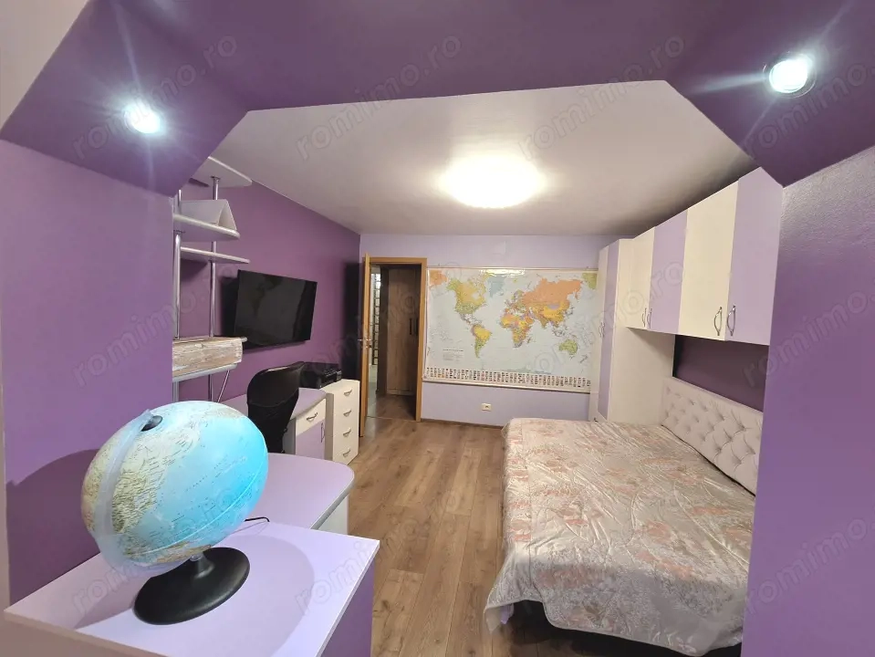 Apartament spatios cu 4 camere-mobilat si utilat-etaj intermediar-zona Lipovei