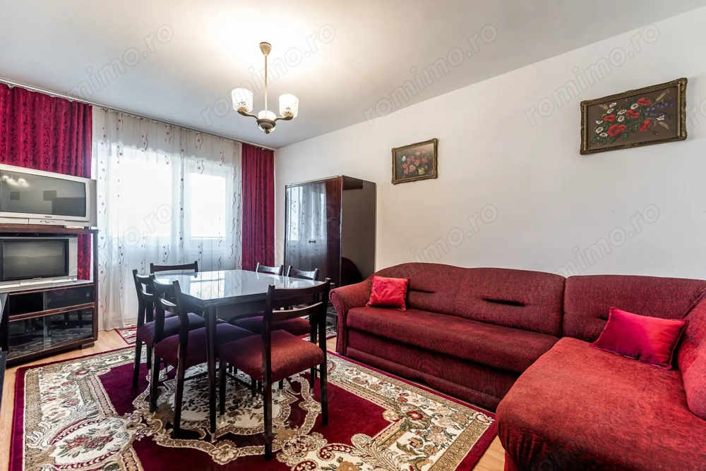 Apartament cu 3 camere în Podgoria Arad, vedere frumoasă, 2 balcoane