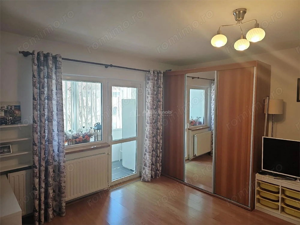 INCHIRIEZ GARSONIERA 45MP