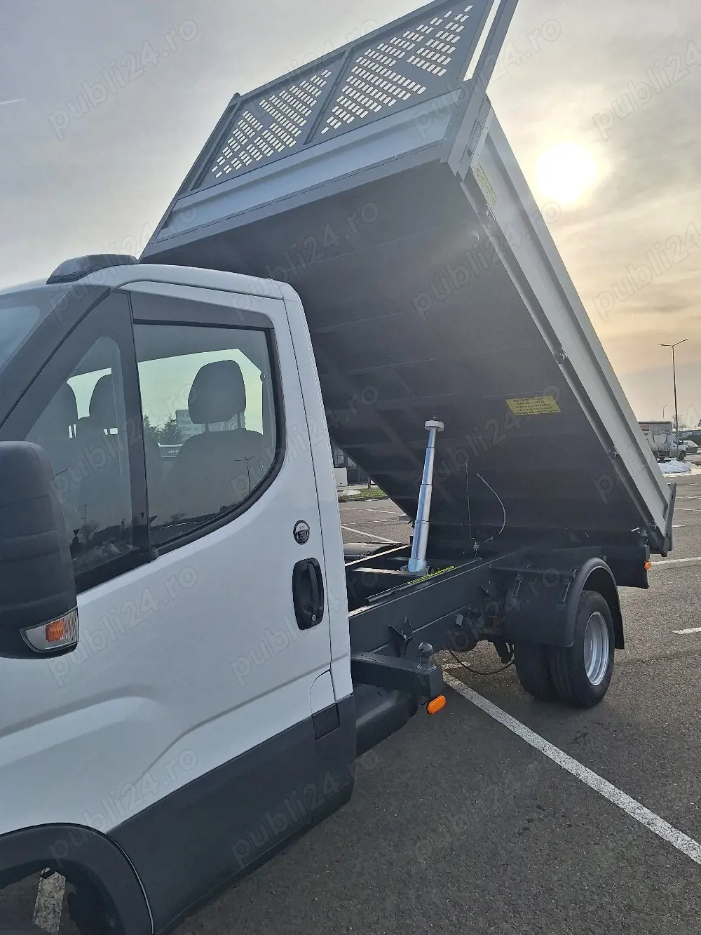Iveco Daily Basculabil