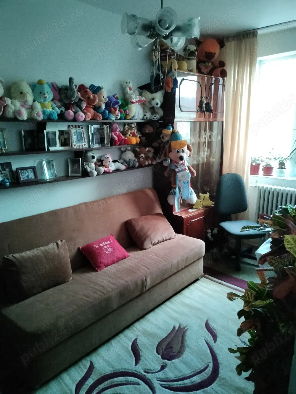 vand apartament 3 camere 