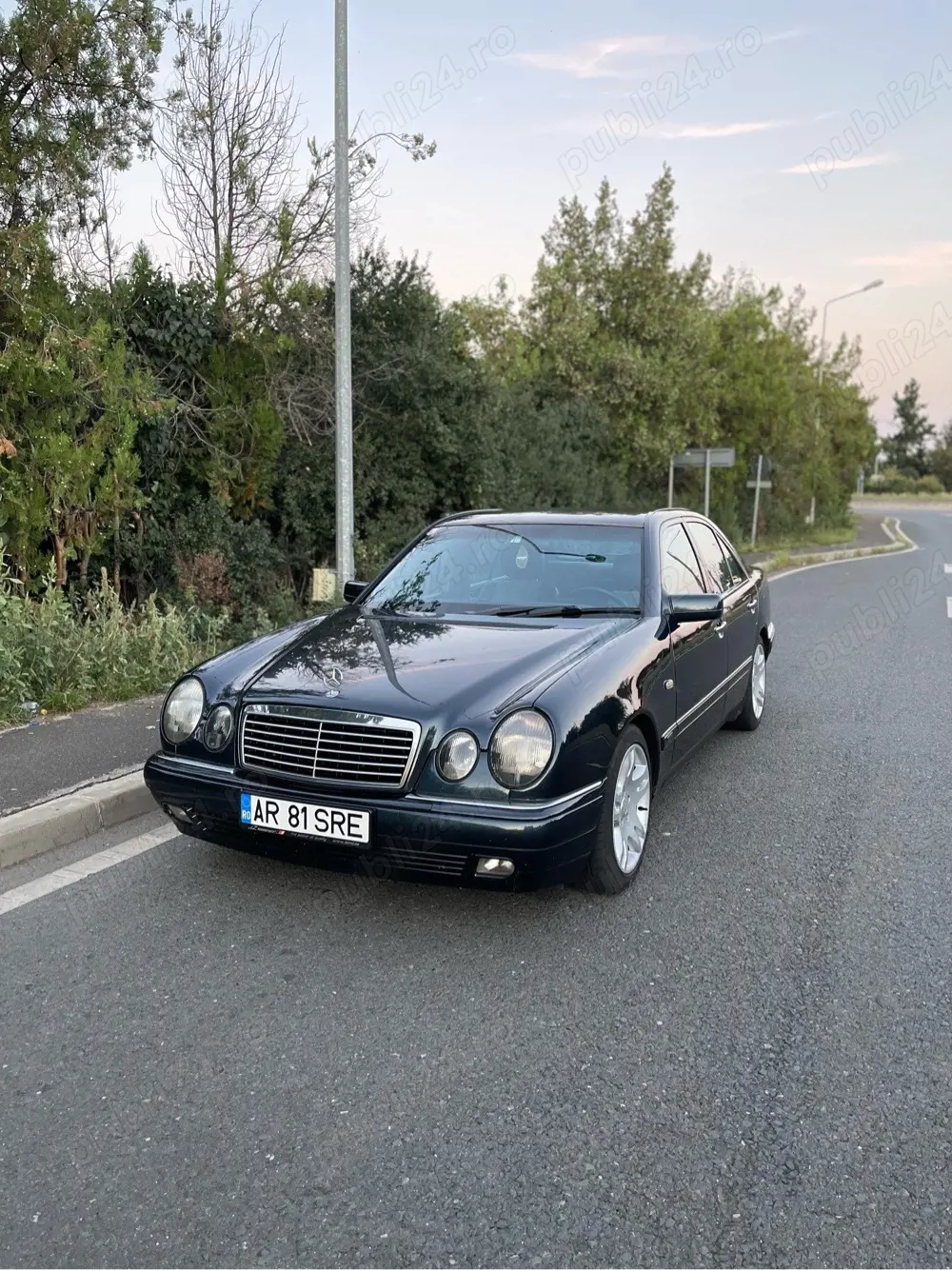 Mercedes-Benz W210 E290