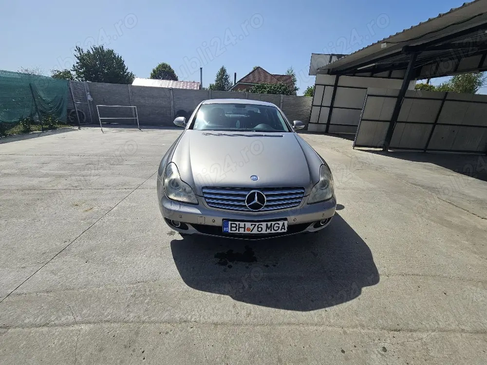 Vând Mercedes-Benz Cls
