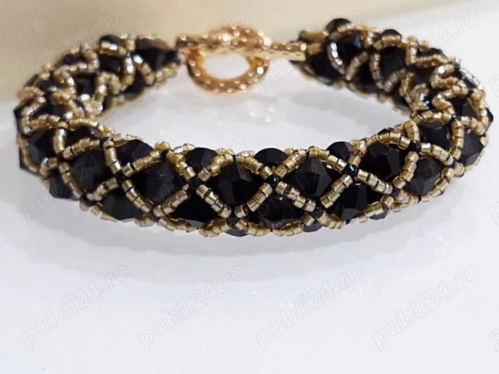 Brățară handmade deosebită 