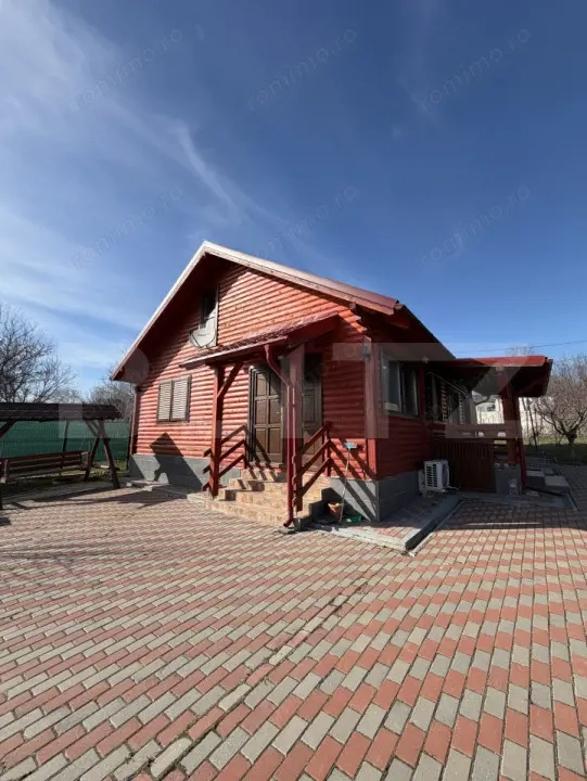 Casa de vacanca cu potential turistic, 1603 mp teren, Cernatesti