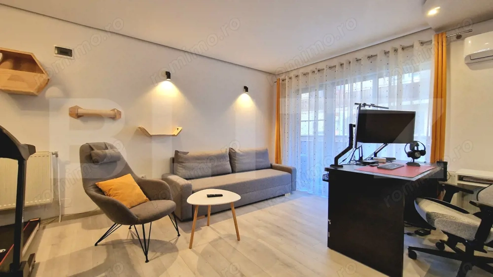 Apartament 2 camere, 50mp, mobilat modern, et1, parcare, Eroilor central