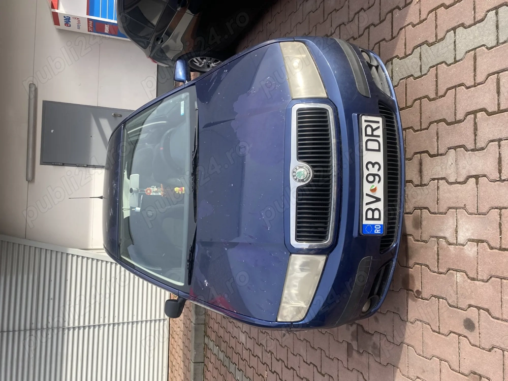 Inchiriez autoturism pentru glovo bolt food wolt uz personal