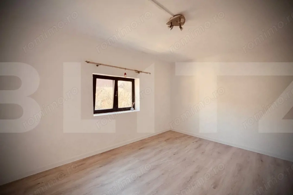 Apartament spațios în Ghioroc – la câteva minute de Plajă