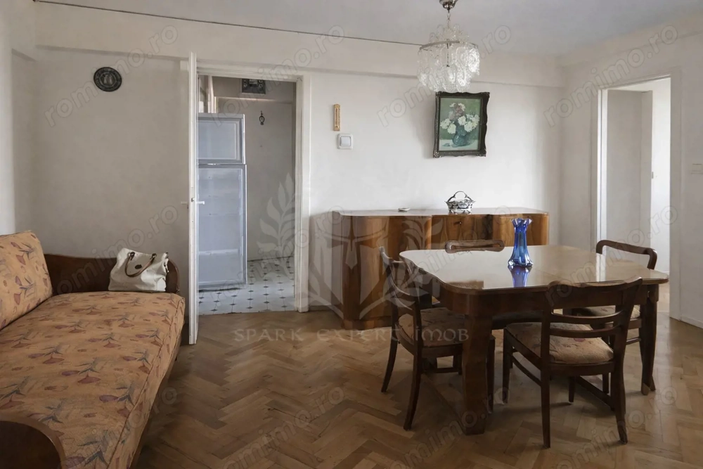 Apartament 2 camere, ultracentral, Ploiești