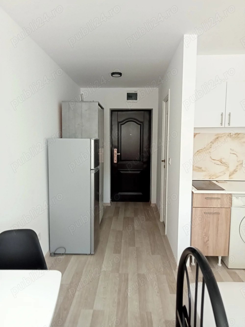 Proprietar închiriez garsonieră 