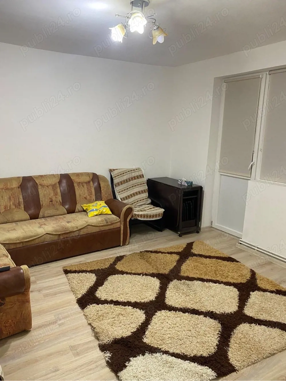 vand apartament 3 camere cf.1