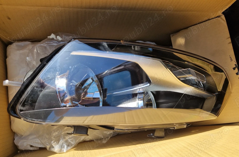 Vand far stanga VW Polo nou