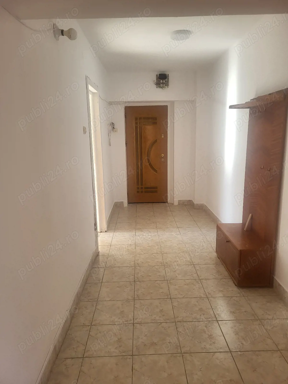  vanzare apartament 2 camere Fieni