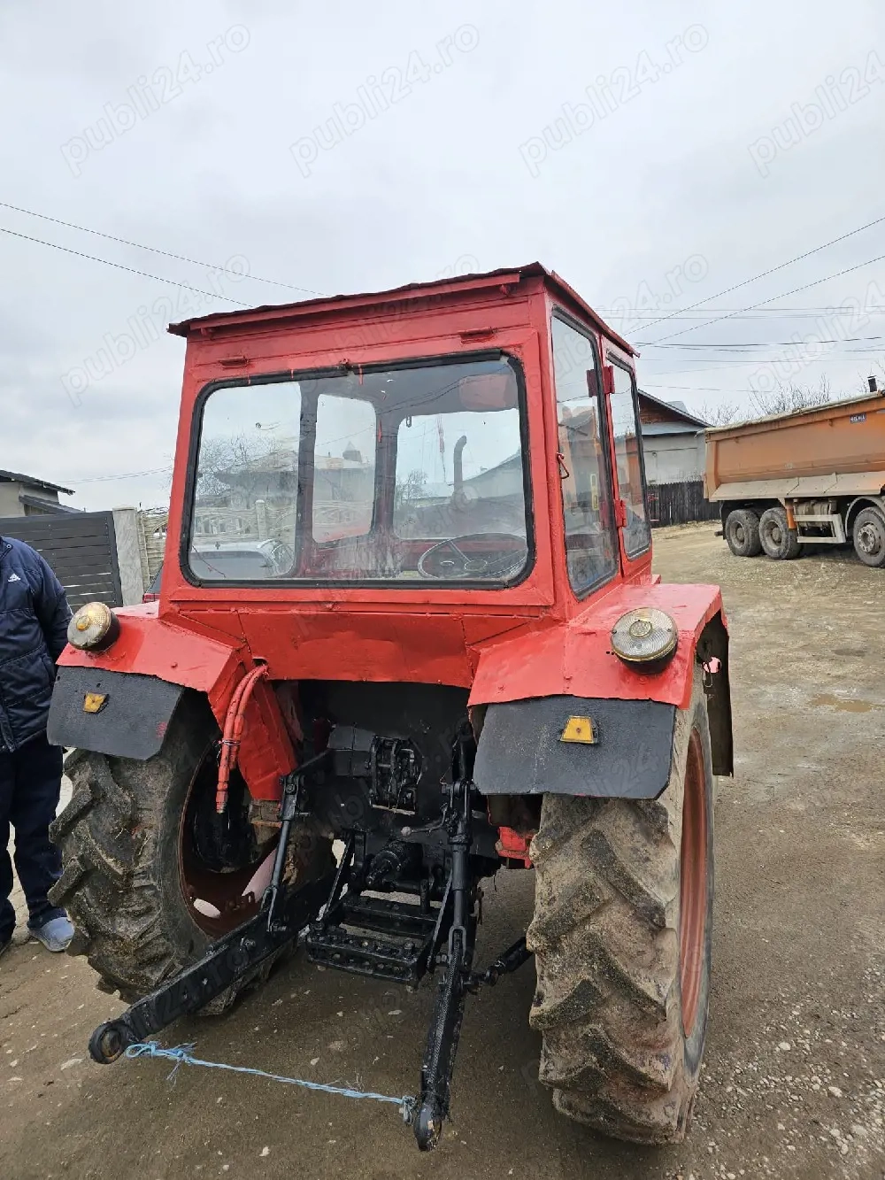 vandtractor 445 in stare de functionare