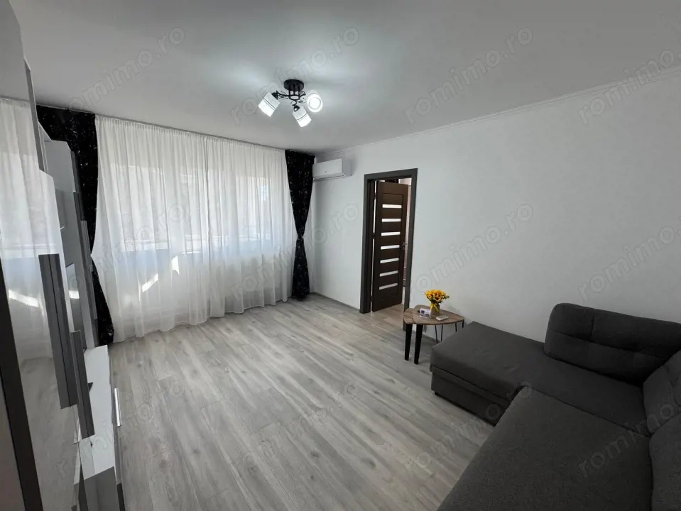 Apartament 2 camere, 39 mp, zona Craiovita Noua-Racheta 