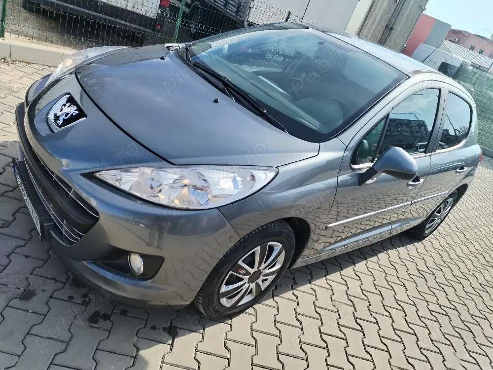 Vand Peugeot 207 1.4 HDI AN 2011
