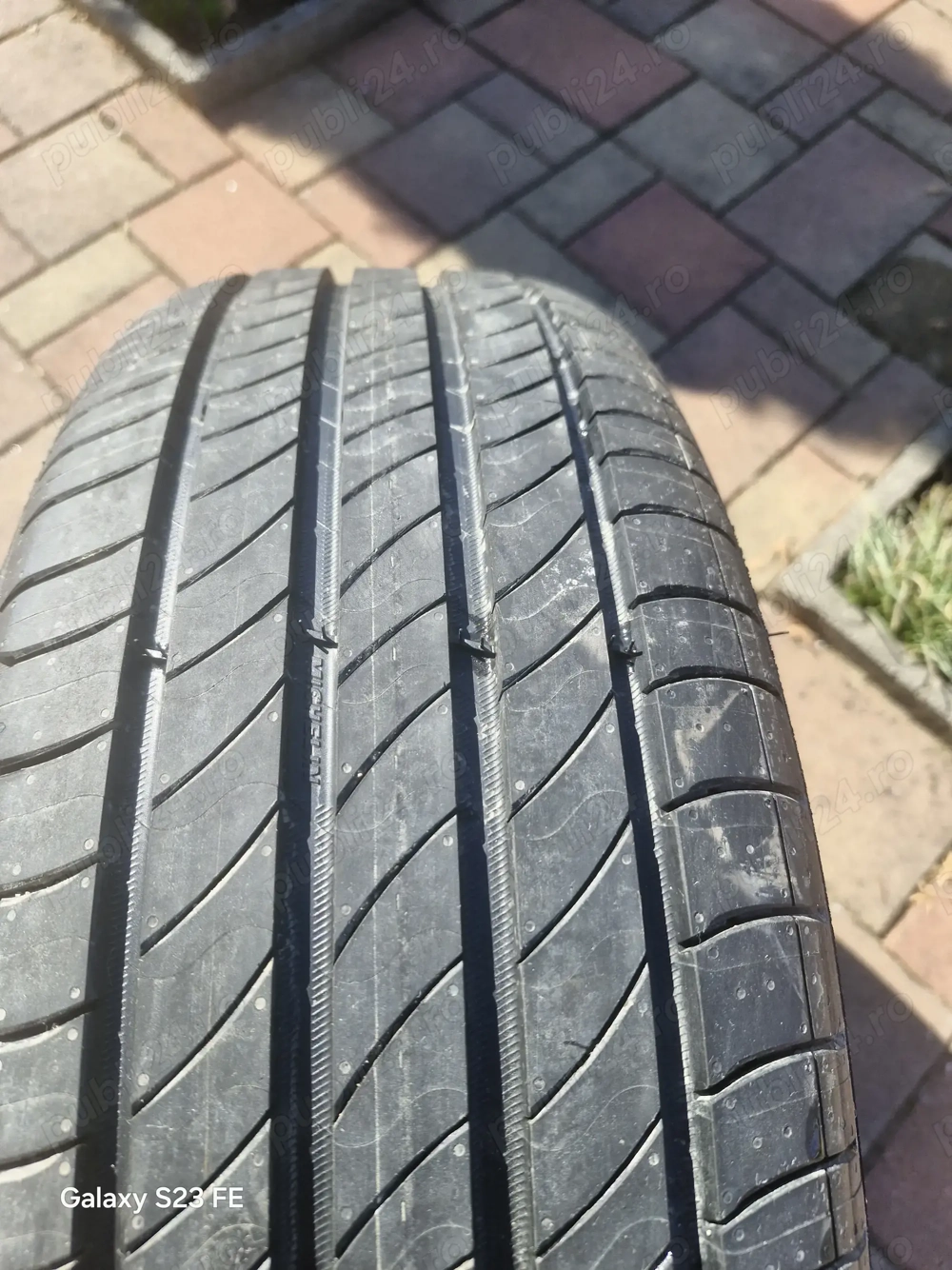 Vând 4 anvelope Michelin de vară 