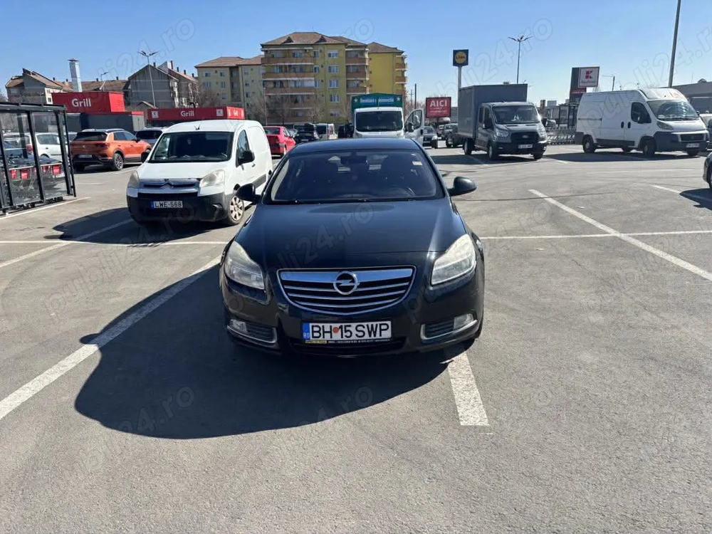 De vanzare autoturism OPEL INSIGNIA