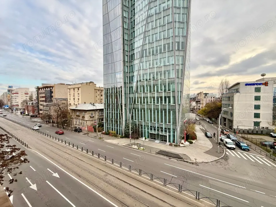 2 camere  | 54 MP | 3 Boxe | DOROBANTI