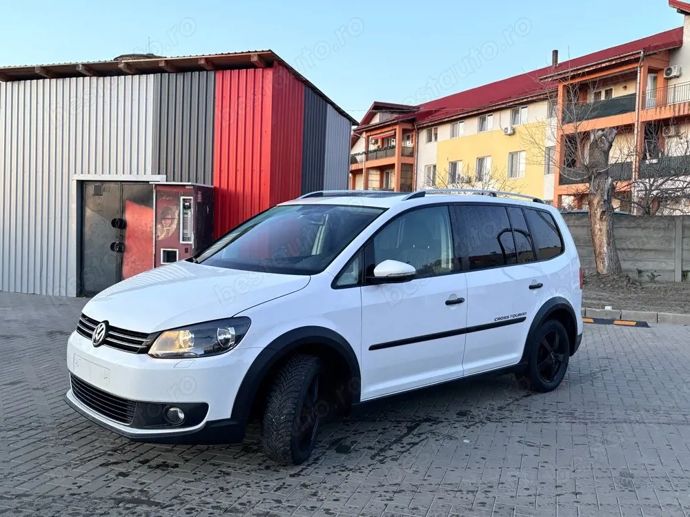 Volkswagen Cross Touran 2.0 Tdi 140 cp 2012 Euro 5 