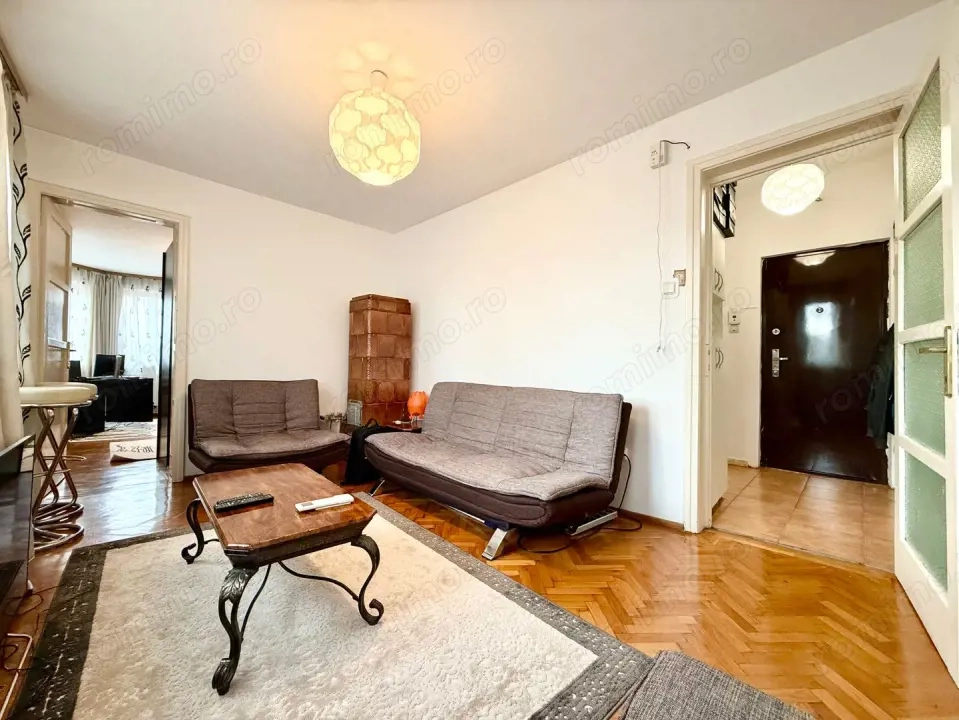 2 camere  | 54 MP | 3 Boxe | DOROBANTI