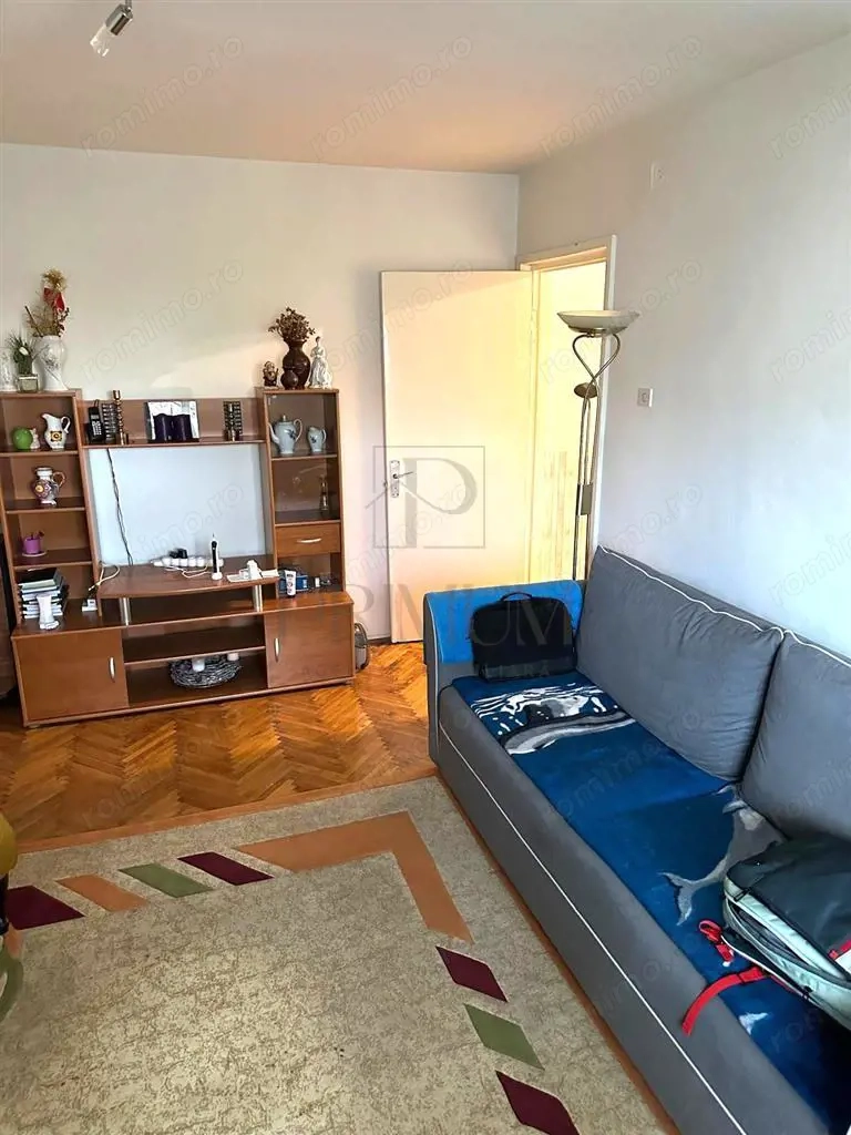 GIROCULUI | 3 CAM | 2 BAI | ET.2 | ANVELOPAT | ZONA EXCELENTA ||