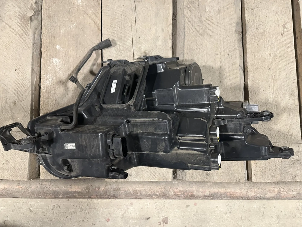 De vânzare far dreapta Renault master 