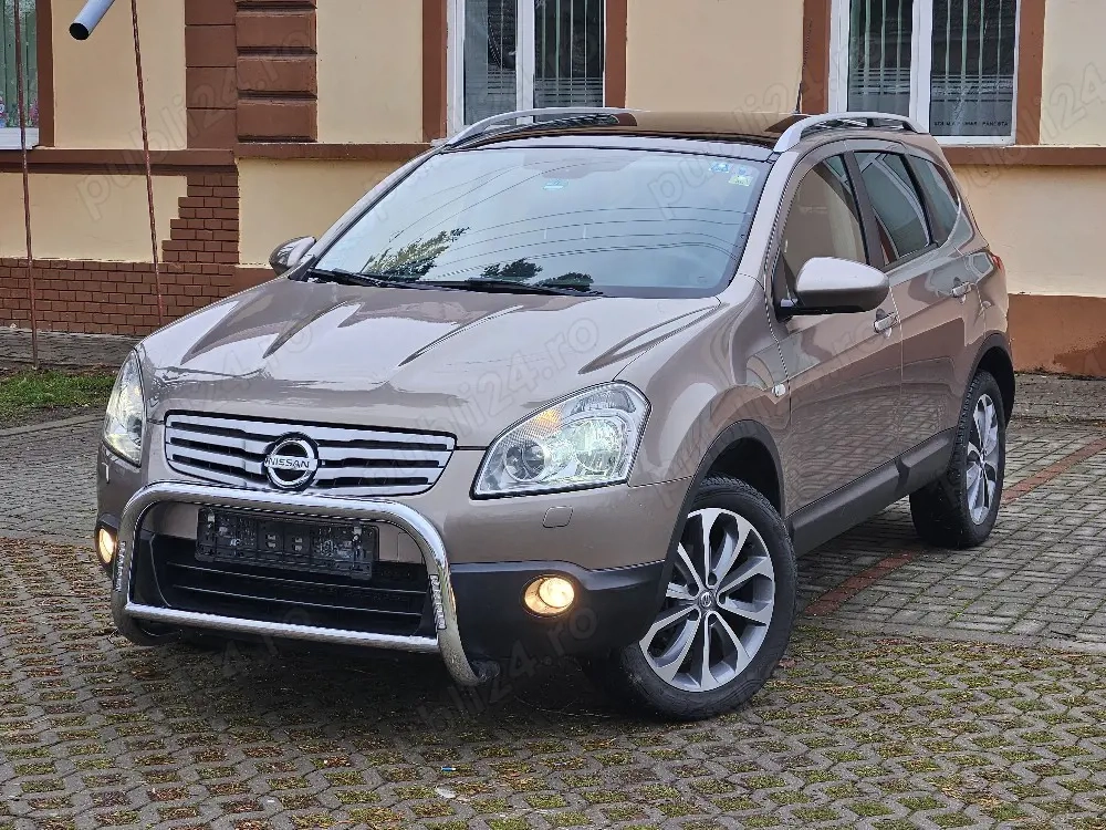 Nissan Quashqai +2 -An 2009.11- 2.0(Benzină), 141 Cai, 147.000 Km, 7 locuri, Transmisie manuală