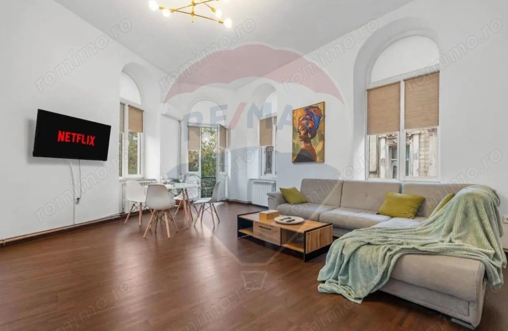 Apartament cu 2 camere de vânzare în zona Ultracentral