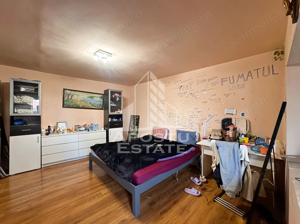 Apartament cu 1 camera, etajul 1, centrala proprie, zona Shopping City