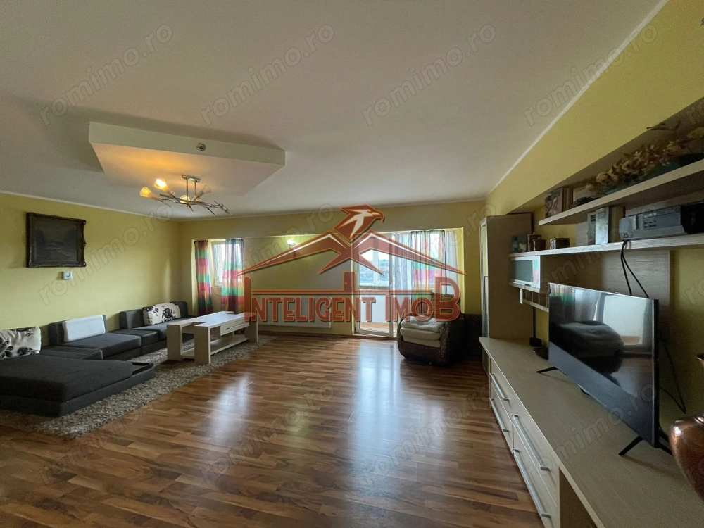 Apartament Spațios 120mp, cu 4 Camere, 2 Băi și 3 Balcoane în Făgăraș