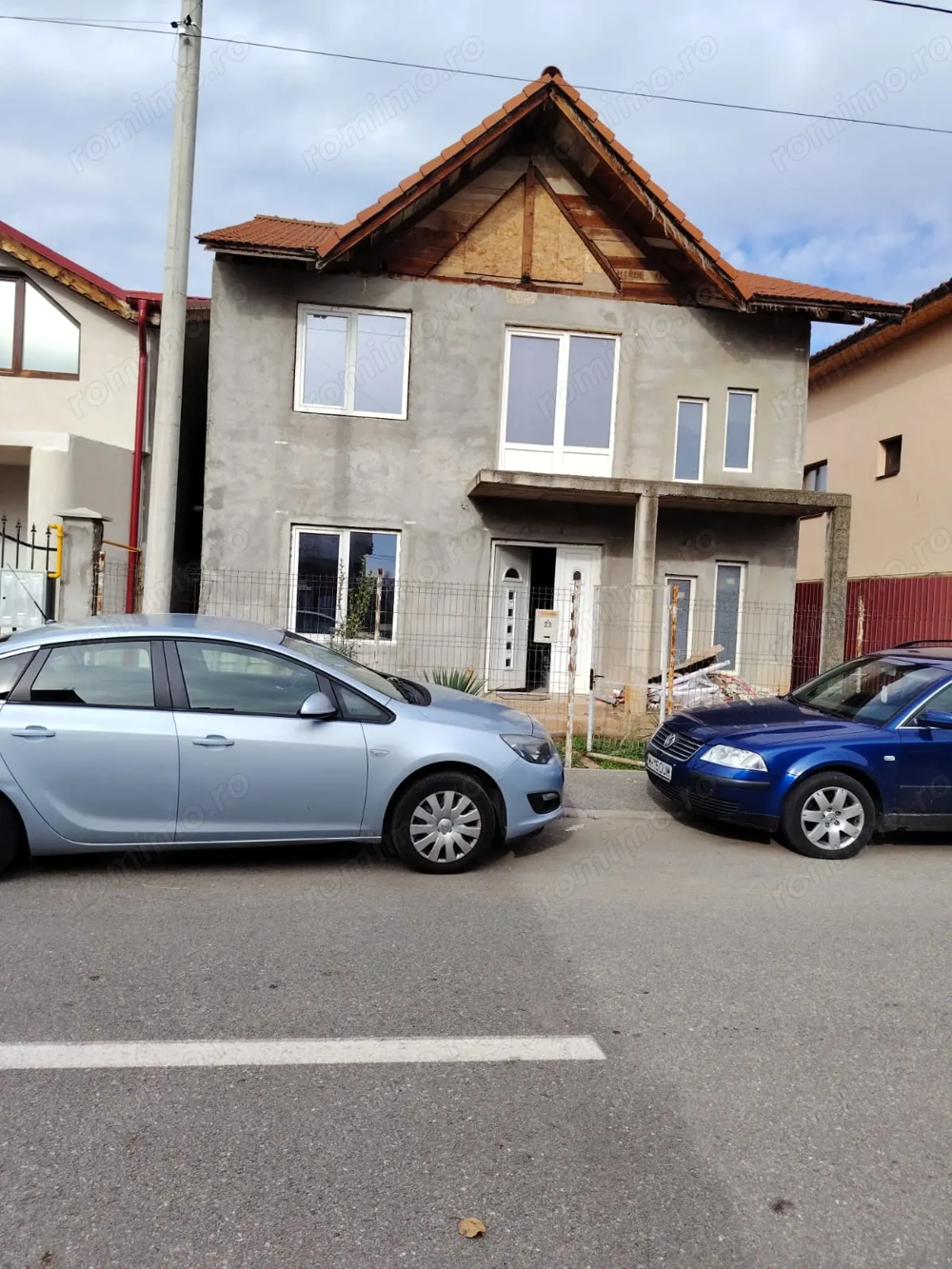 Casă de vânzare