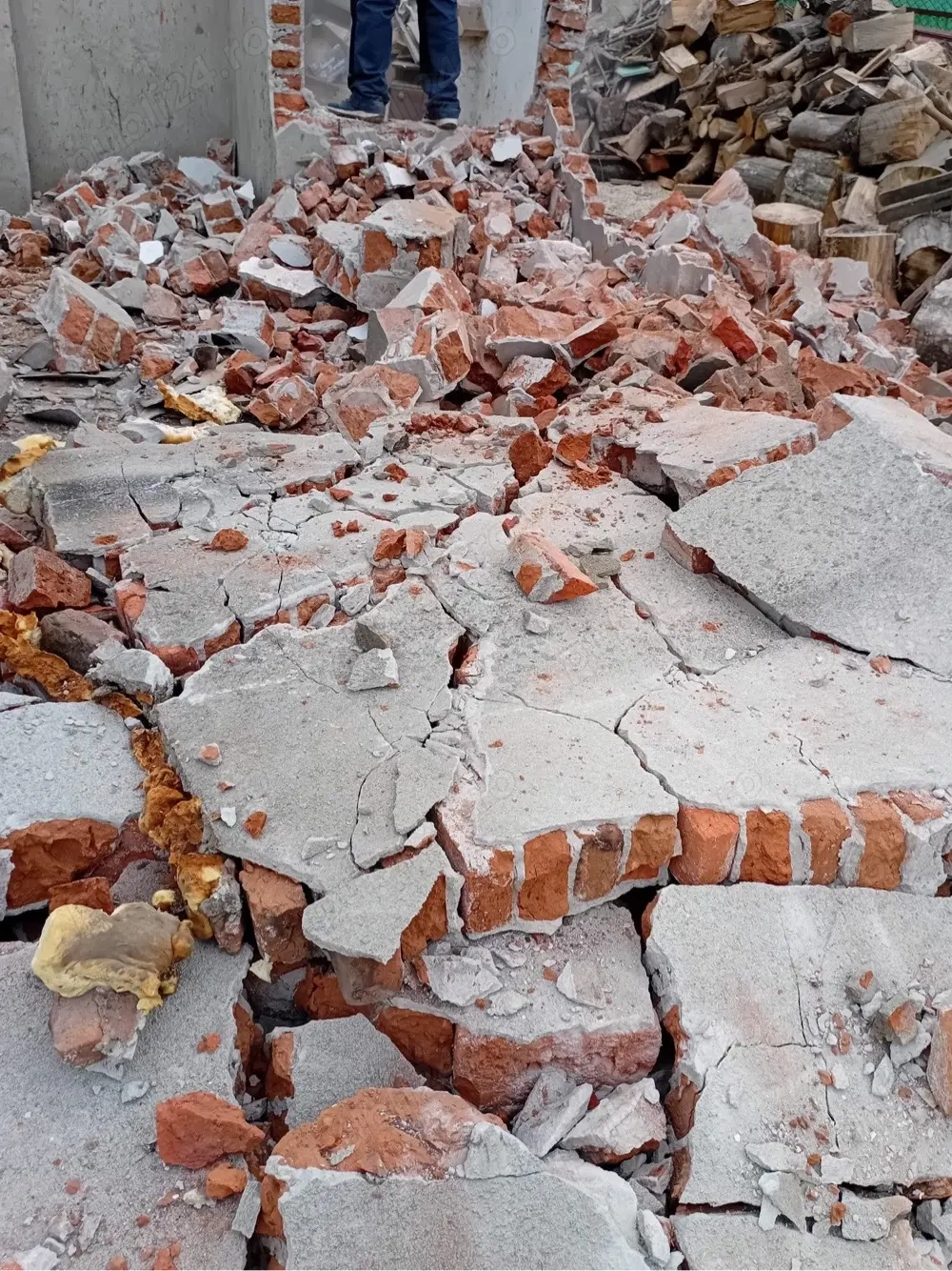 Demolari*Ridic Moloz*Lucrari cu Miniexcavator 