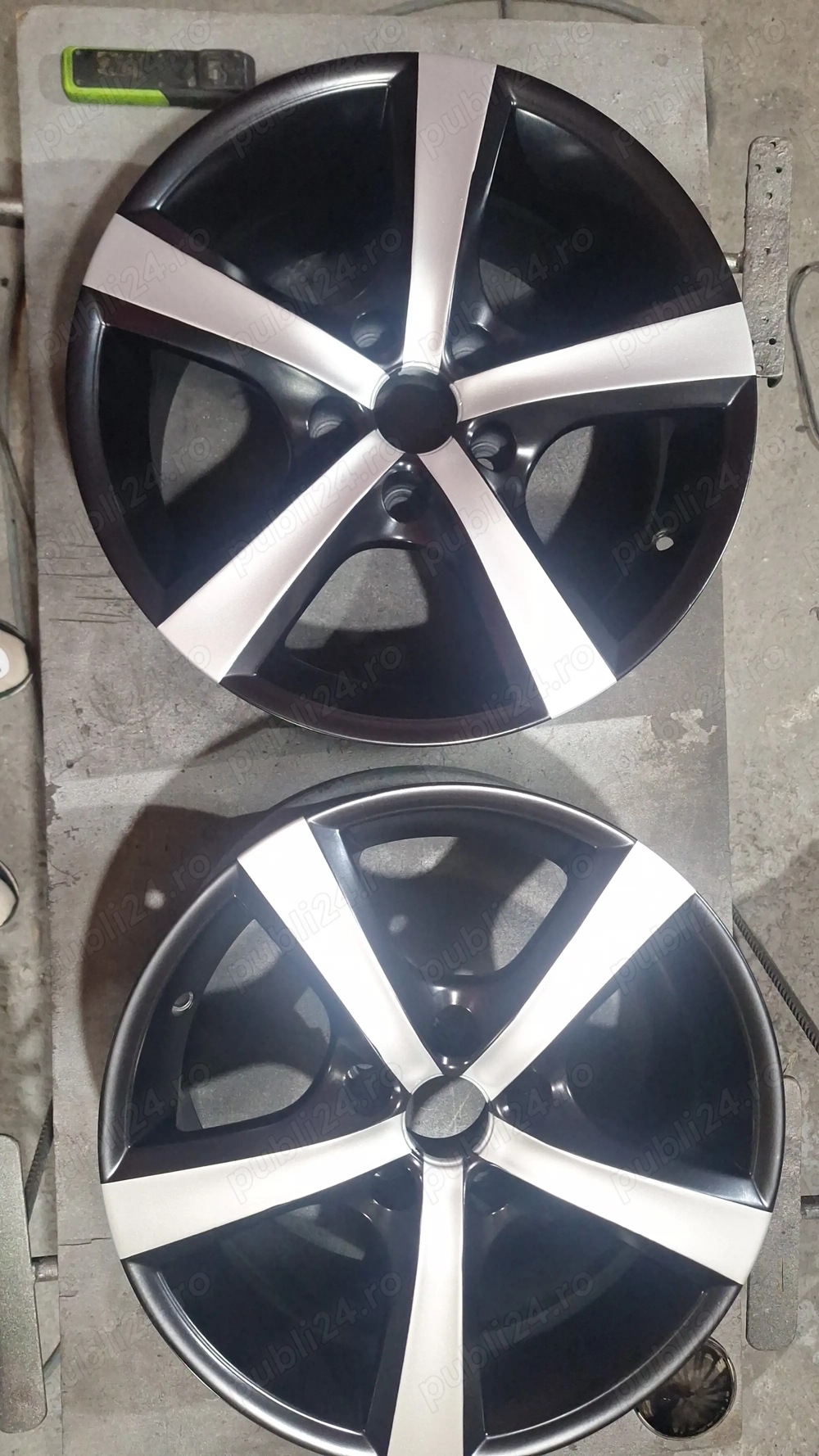 Vând jante aliaj pe 16 