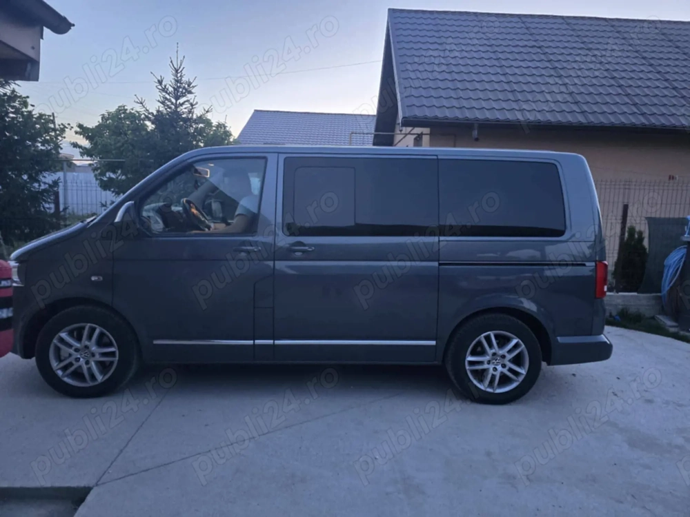 VW T5 Multivan 2.0 TDI 180 CP DSG Highline 2012