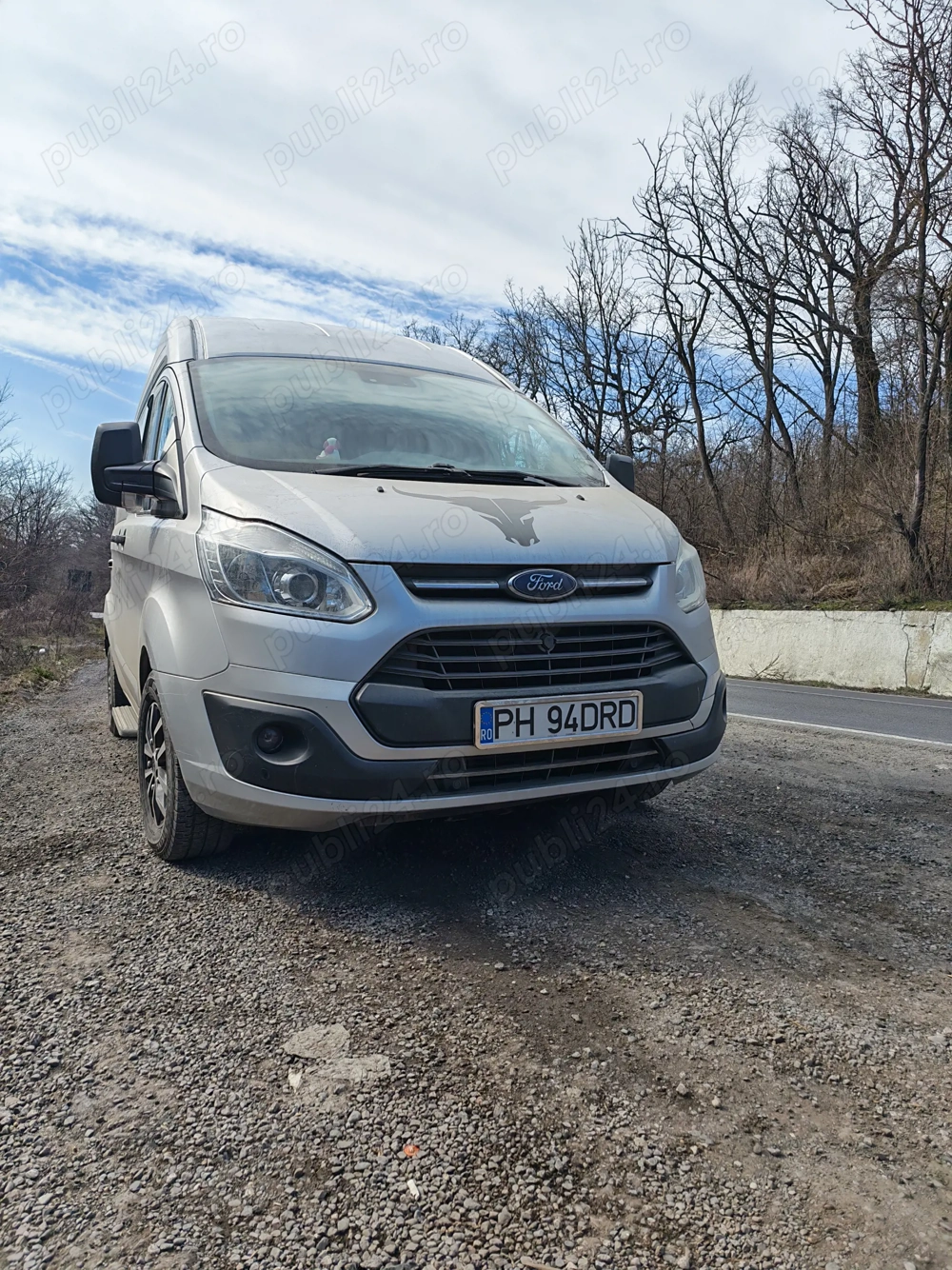 Ford Transit Custom L2H2 8+1