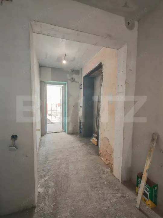 Garsoniera complet renovata, 22 mp, zona Centrala Turda