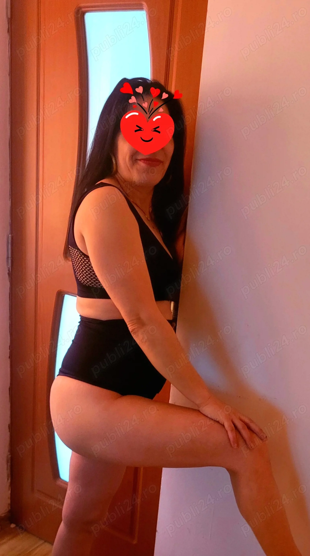 Matura sexi si  apetisanta