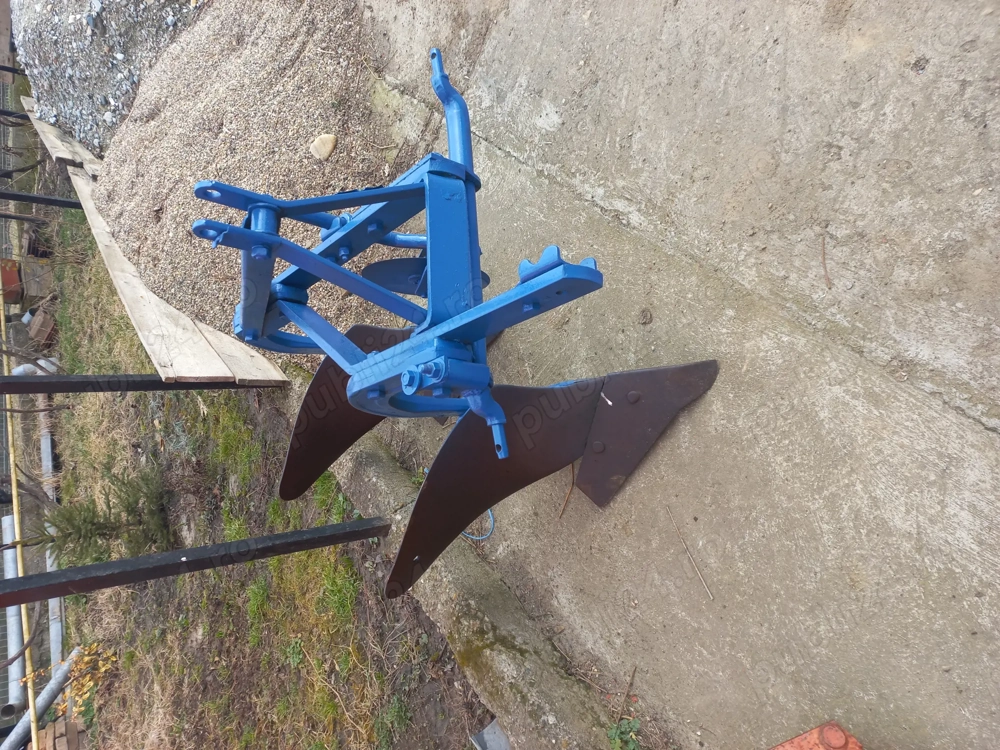 plug cu doua brazde pentru tractor de la 25 la 50 cp