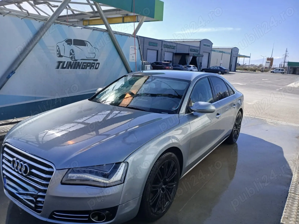 Vând audi a8 an 2011