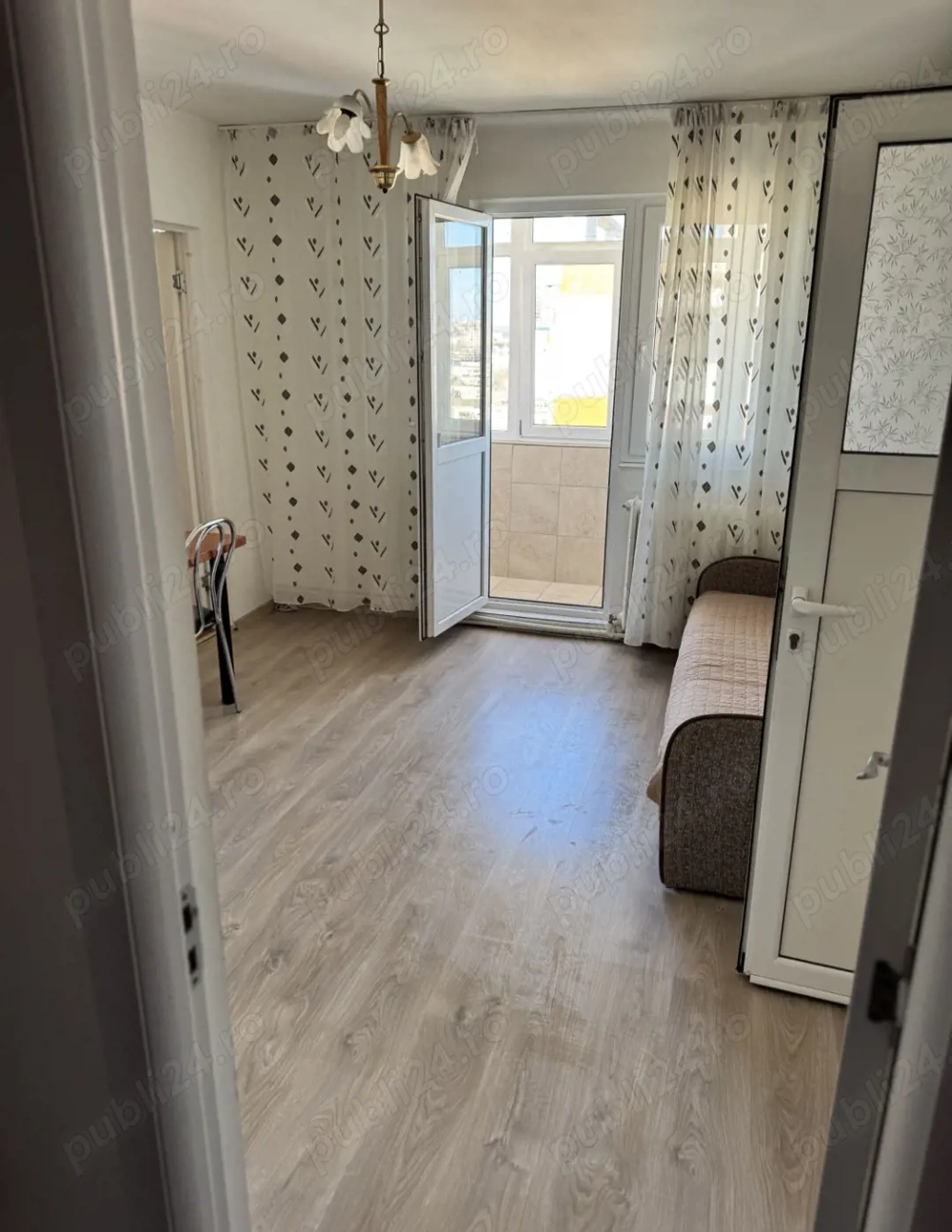 3 Camere Podu Ros - Aleea Rozelor