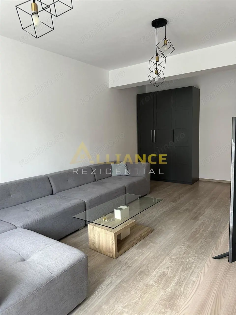 15 Minute Pasarela Berceni | Apartament 2 camere
