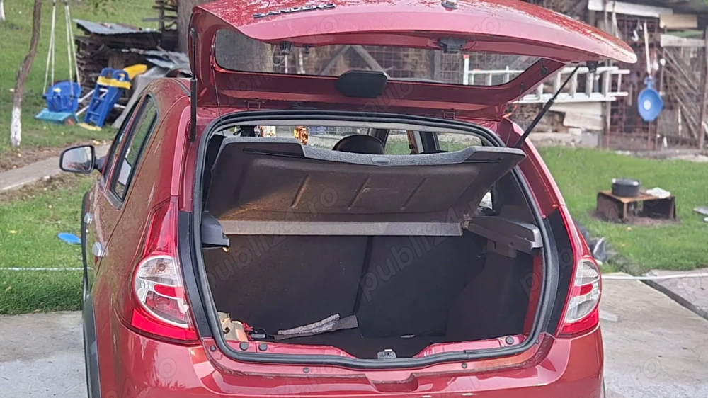Vând Dacia Sandero stepway 16 