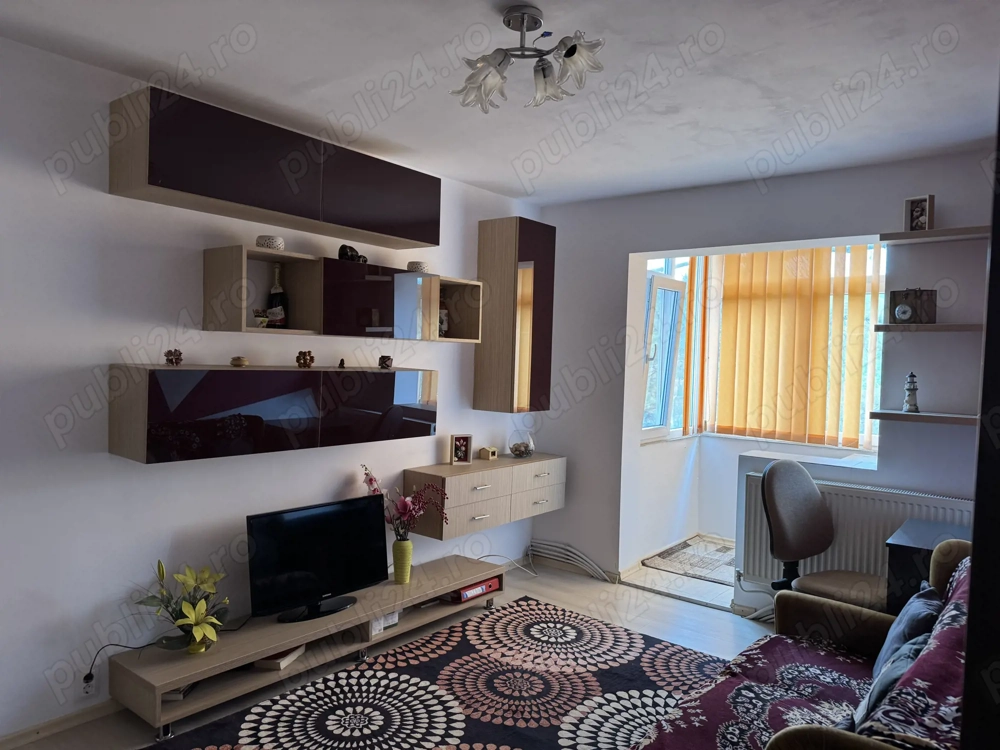 Vând apartament la cheie