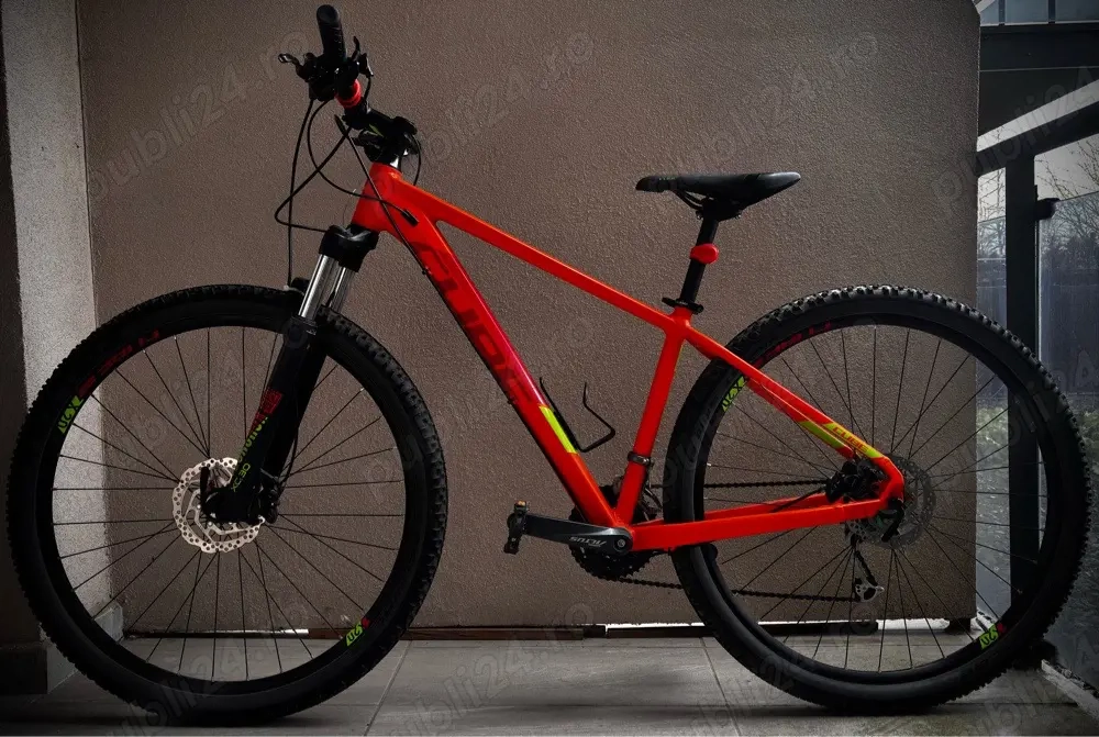 Vând MTB Cube 29  - cadru 16  - SR Suntour XCR - Shimano - Category 3