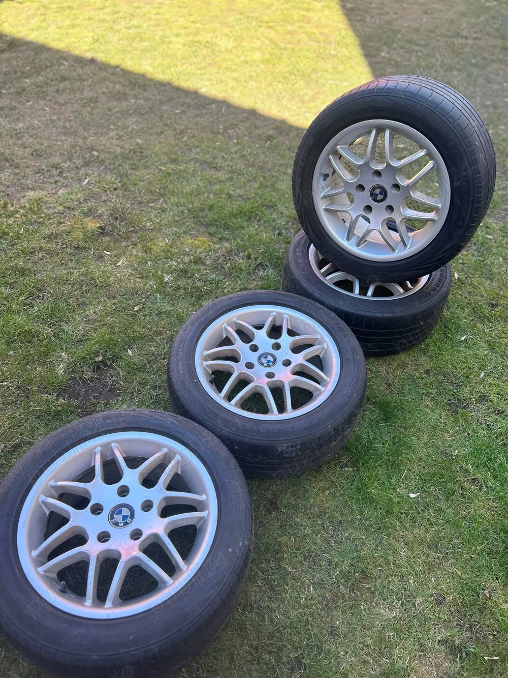 Jante BMW R16 cu anvelope 225/50 R16