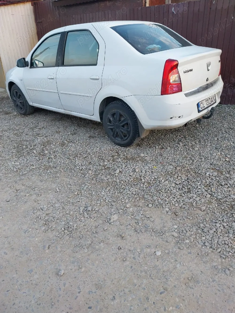 vand dacia logan 2011