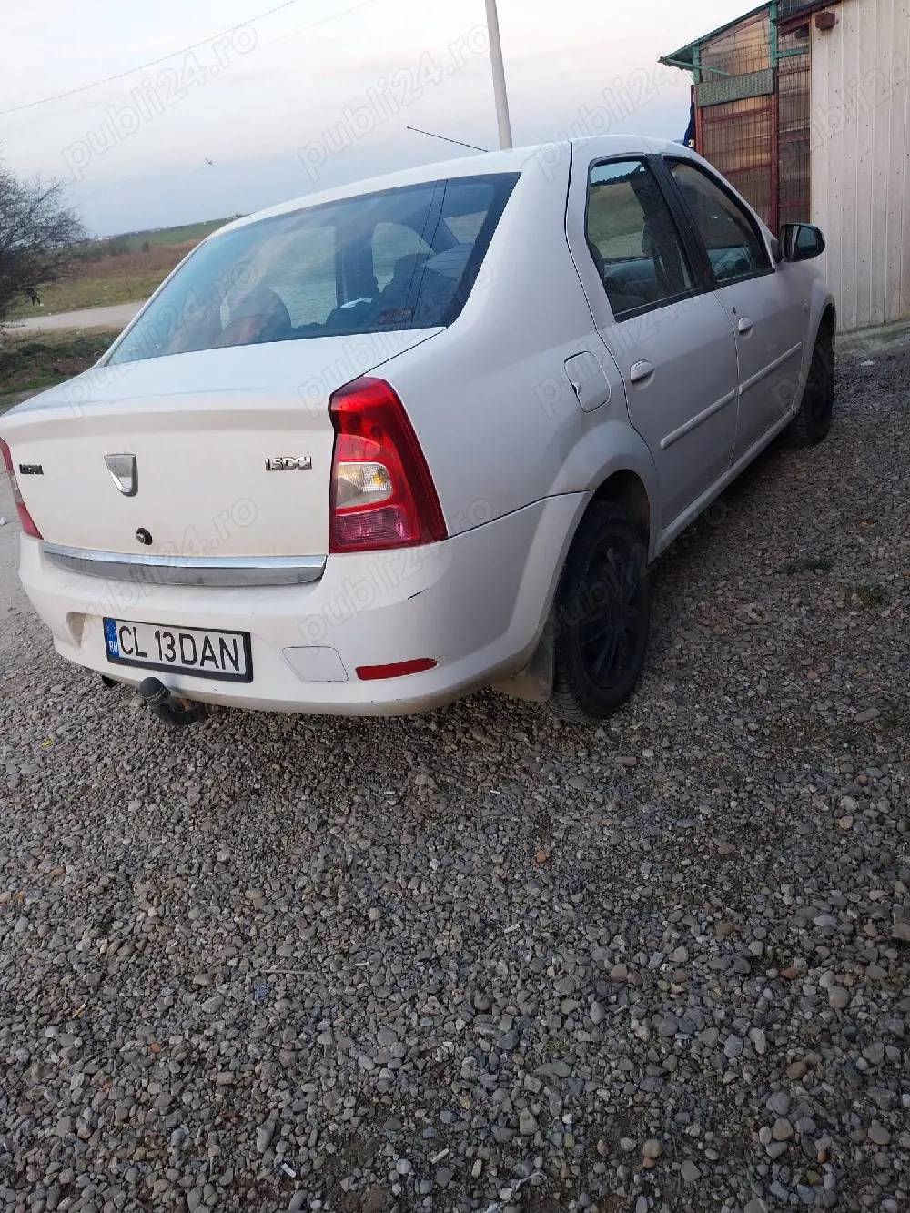 vand dacia logan 2011